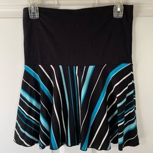 Striped flowy miniskirt - can be worn highwaisted or with waist folded over